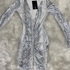 *NEW Fashion Nova Snake Print ZipUp Mini Dress